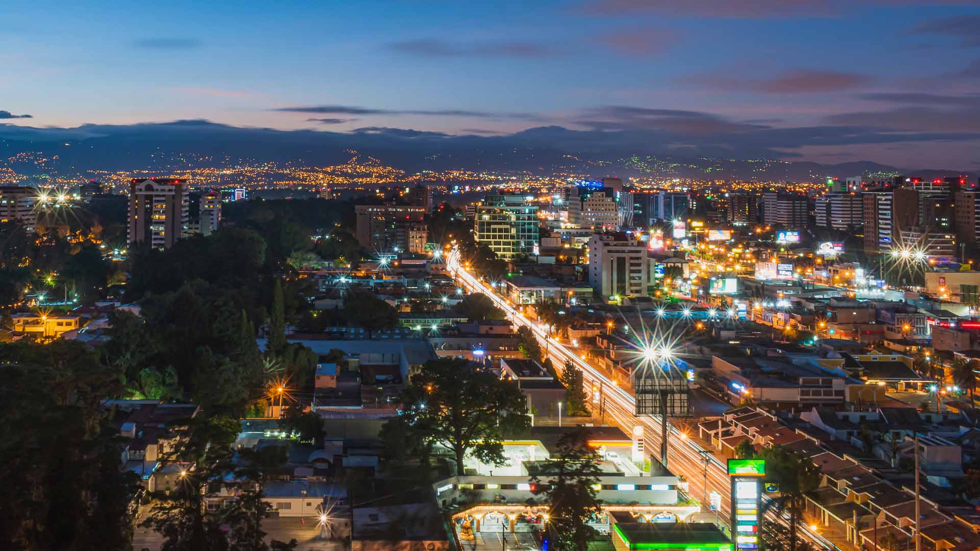 Photo of a Latin American city skyline